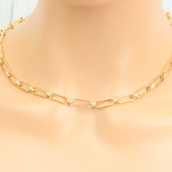 "Minimalist & Elegant Necklace Chain – Perfect for Women & Girls | UNVRC1522 - Picture 7 of 10